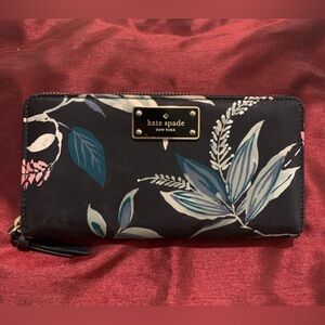Kate Spade Wilson Road Botanical Neda Wallet